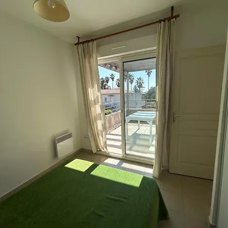 Lumineux 2 - Et Piscine Apartment *